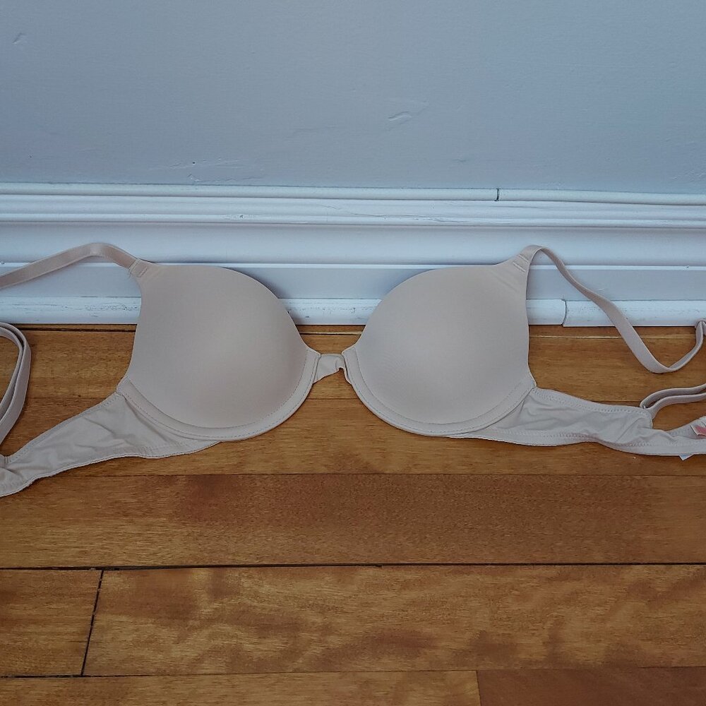 Victoria’s Secret lightly lined - Nude
